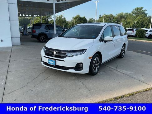 Used 2026 Honda Odyssey EX-L image 1