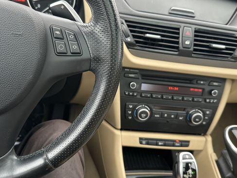 Used 2015 BMW X1 sDrive28i RWD image 21
