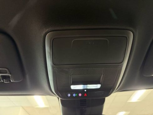 New 2026 Chevrolet Traverse LT image 19