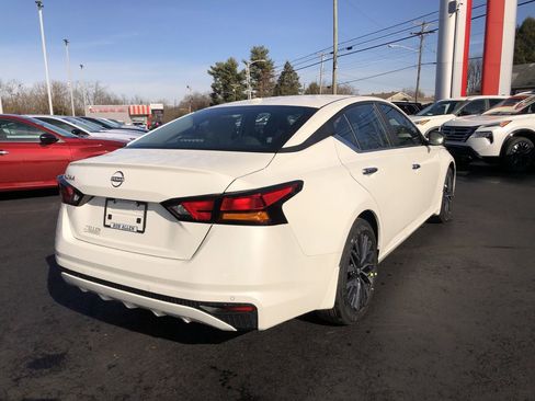 New 2025 Nissan Altima 2.5 SV image 13
