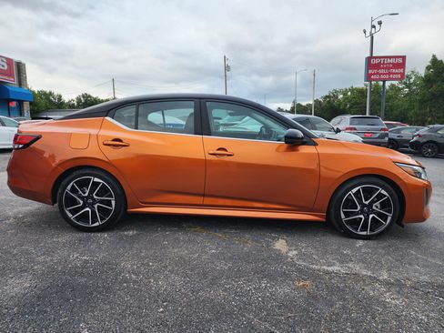 Used 2024 Nissan Sentra SR w/ SR Premium Package FWD image 8