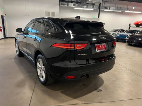 Used 2017 Jaguar F-PACE R-Sport AWD/4WD image 5