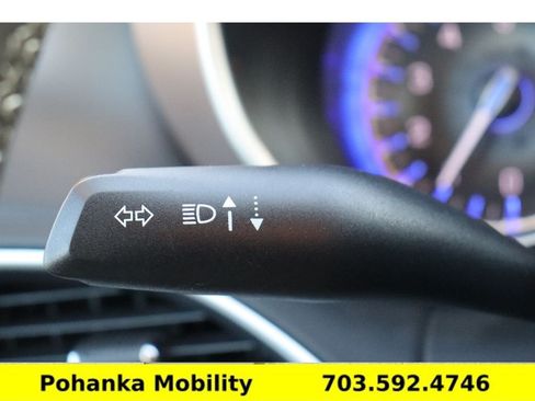 Used 2024 Chrysler Voyager LX FWD image 12