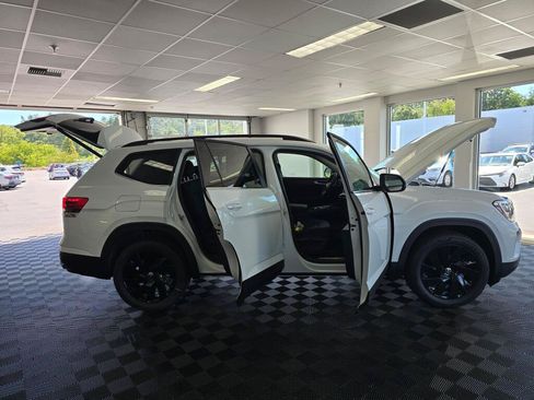 New 2026 Volkswagen Atlas SE AWD/4WD image 17