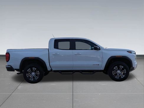Used 2023 GMC Canyon AT4 AWD/4WD image 10