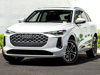 Certified 2025 Audi Q5 Premium w/ Convenience Package