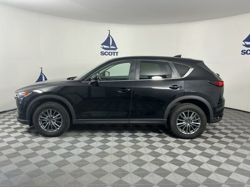 Used 2017 MAZDA CX-5 Touring w/ Preferred Equipment Package AWD/4WD image 4