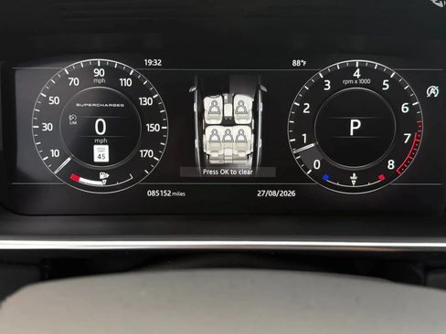 Used 2018 Land Rover Range Rover Supercharged AWD/4WD image 14