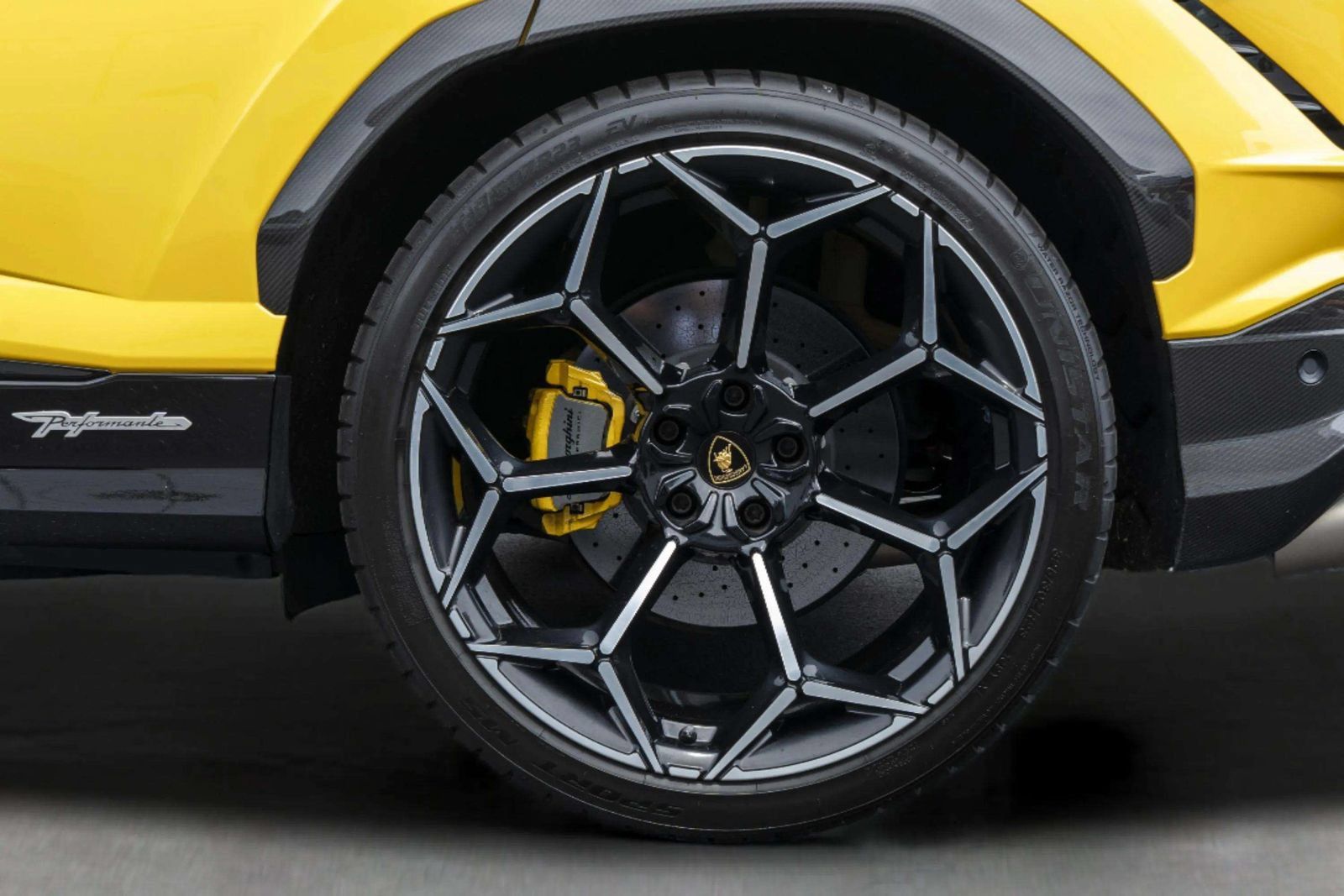 Used 2024 Lamborghini Urus Performante AWD/4WD image 77
