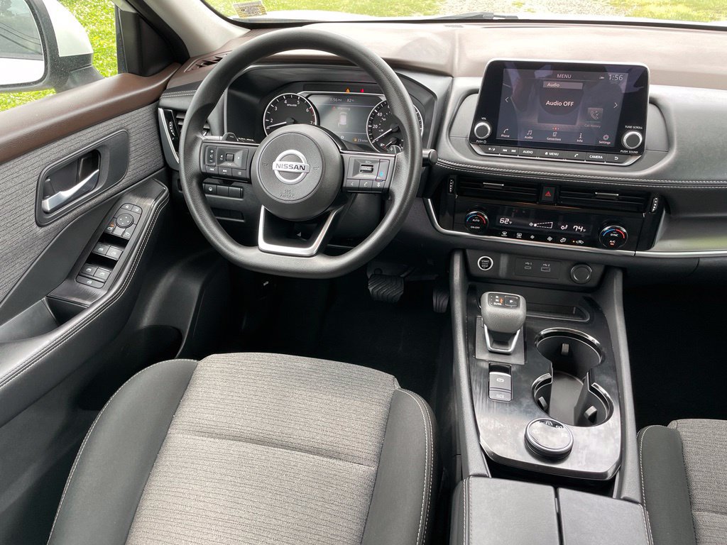 Certified 2023 Nissan Rogue SV AWD/4WD image 9