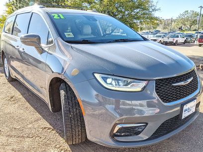 Used 2021 Chrysler Pacifica Touring-L