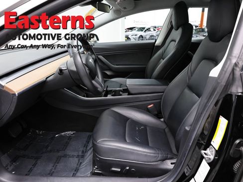 Used 2019 Tesla Model 3 Standard Range RWD image 13