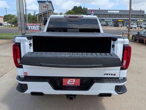Used 2021 GMC Sierra 1500 AT4 w/ AT4 Premium Package AWD/4WD image 44