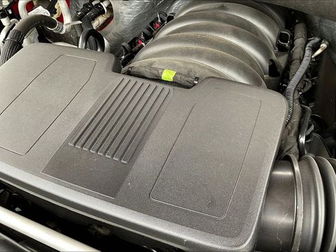 Used 2025 Chevrolet Silverado 1500 LT image 35