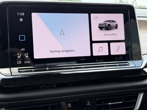 Used 2026 Volkswagen Atlas SE FWD image 18