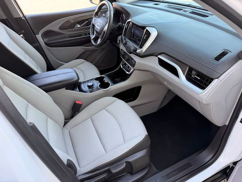 Used 2023 GMC Terrain SLE w/ Driver Convenience Package FWD image 27