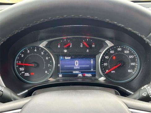 Used 2023 Chevrolet Equinox LT image 16