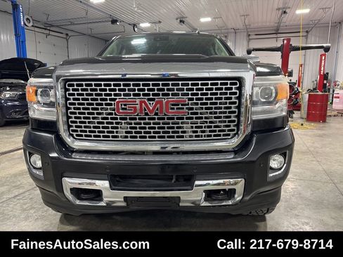 Used 2015 GMC Sierra 2500 Denali w/ Duramax Plus Package image 31