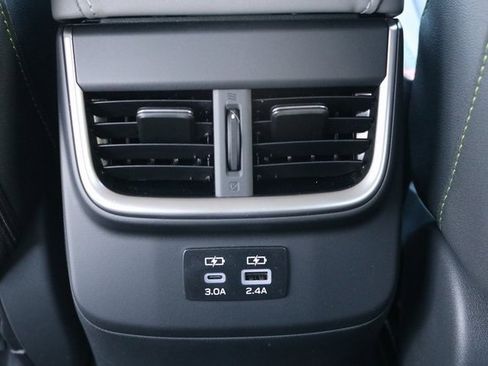 Used 2025 Subaru Outback Onyx Edition image 23