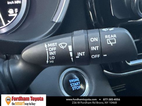 Certified 2021 Toyota Highlander XLE image 26