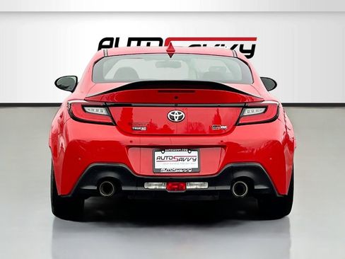 Used 2024 Toyota GR86 TRUENO Edition image 6