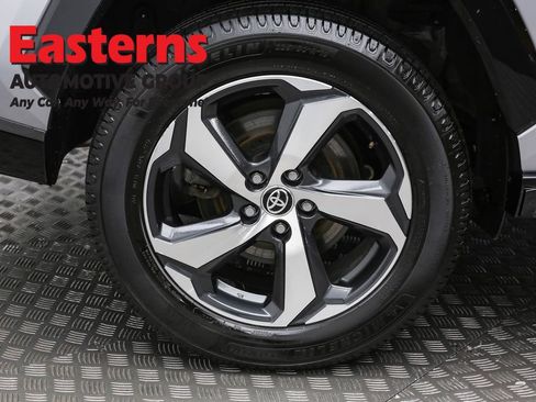 Used 2022 Toyota RAV4 SE image 31