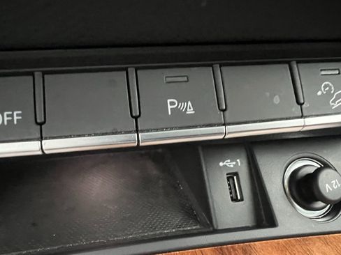 Used 2023 Audi Q5 2.0T Premium Plus w/ Premium Plus Package image 24