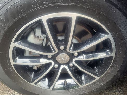 Used 2019 Dodge Grand Caravan GT FWD image 27