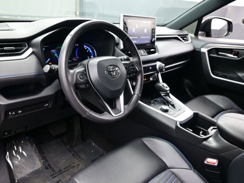 Used 2022 Toyota RAV4 XSE image 13