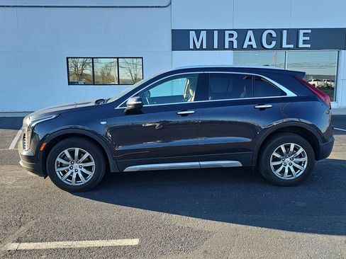 Certified 2023 Cadillac XT4 Premium Luxury AWD/4WD image 3