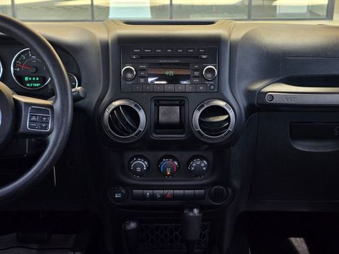 Used 2015 Jeep Wrangler Unlimited Sport w/ Trailer Tow Group image 22