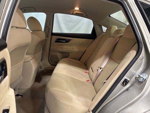 Used 2014 Nissan Altima 2.5 SV image 13