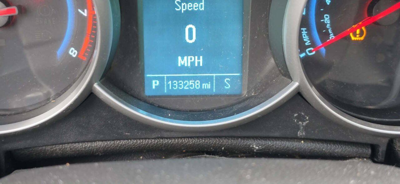 Used 2012 Chevrolet Cruze LT FWD image 8