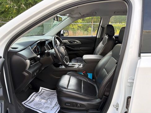 Used 2021 Chevrolet Traverse LT AWD/4WD image 25