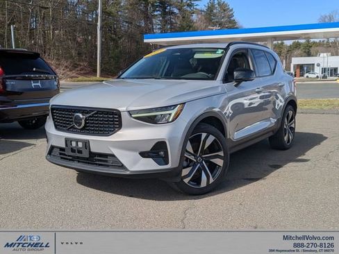 Certified 2023 Volvo XC40 B5 Plus w/ Protection Package Premier image 1