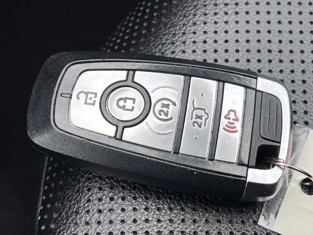 Used 2022 Ford Escape Titanium AWD/4WD image 34