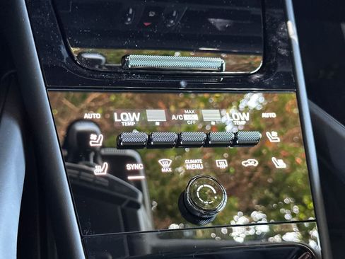 New 2026 Porsche Cayenne GTS AWD/4WD image 24