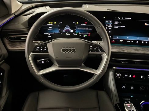 Certified 2025 Audi Q5 Premium Plus w/ Premium Plus AWD/4WD image 15