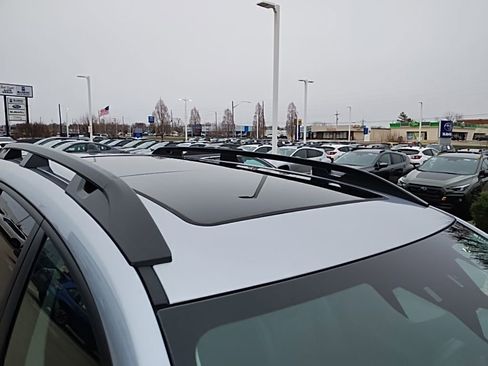 Certified 2025 Subaru Ascent Bronze Edition AWD/4WD image 6