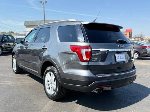 Used 2018 Ford Explorer XLT w/ Equipment Group 202A AWD/4WD image 5