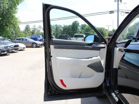 Used 2020 Hyundai Palisade Limited FWD image 11