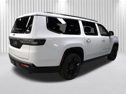 New 2026 Jeep Grand Wagoneer L Summit AWD/4WD image 3
