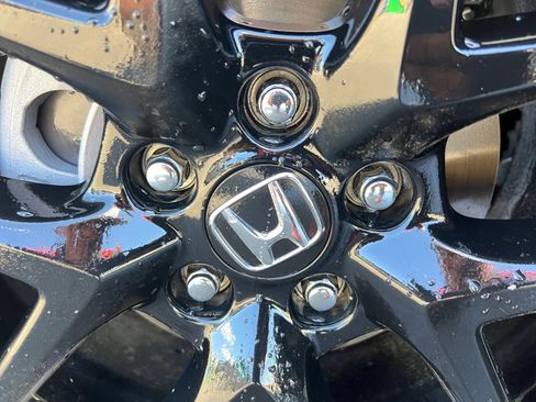 Used 2024 Honda Civic Sport image 28