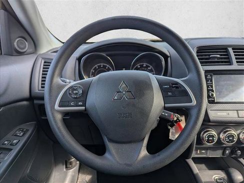 Used 2025 Mitsubishi Outlander Sport AWD image 14