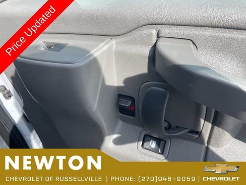 Used 2024 Chevrolet Express 2500 w/ Driver Convenience Package RWD image 18