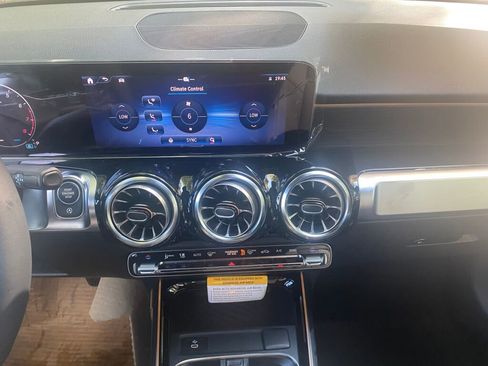 New 2026 Mercedes-Benz GLB 250 4MATIC image 13