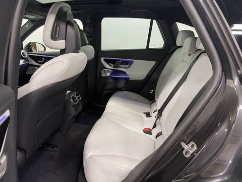 Used 2025 Mercedes-Benz GLC 350e GLC 350e w/ AMG Line image 27