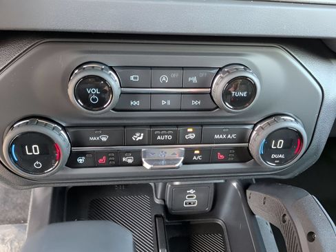 New 2026 Ford Bronco Raptor AWD/4WD image 29