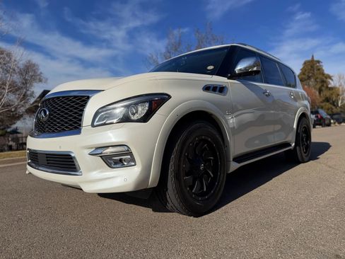 Used 2016 INFINITI QX80 4WD w/ Deluxe Technology Package image 1