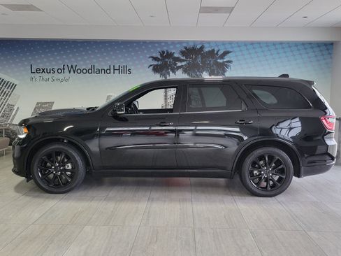 Used 2018 Dodge Durango R/T w/ Technology Group image 2